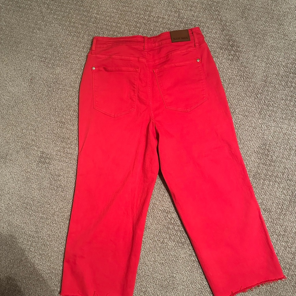 Judy Blue, Red Crop, 24” inseam